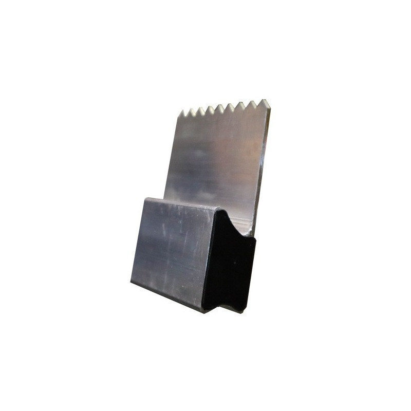 REGLA DE ALUMINIO DE 1,5 m H CERRADA DENTADA PARA YESO Y MORTERO