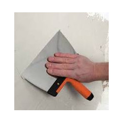 ESPATULA DE 16 cm PARA PLAQUISTA O PINTOR INOXIDABLE